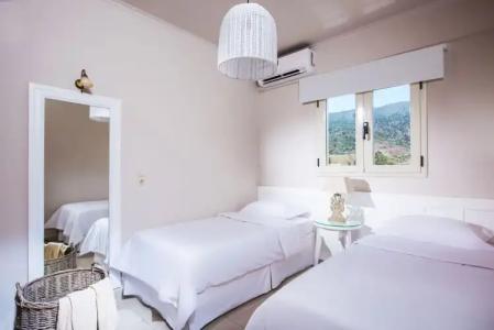 Notos Heights & Suites - 166