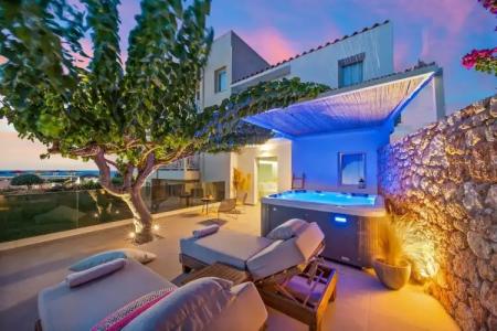 Notos Heights & Suites - 192