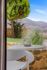 Notos Heights & Suites - 228