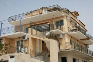Ionian Balcony, Lixouri