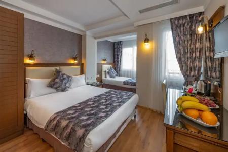 Aristocrat - 6