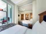 Standard Triple room with balcony
