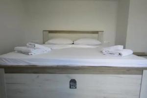 Corfu Pearl, Liapades