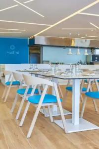 Triton Boutique - 14