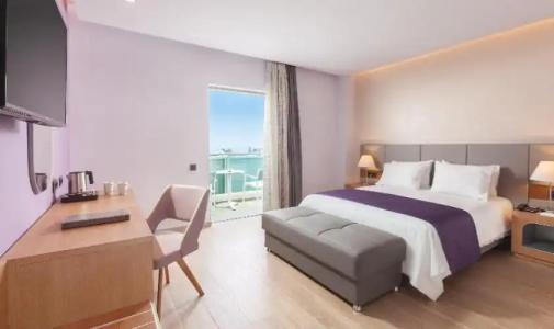 Blue Lagoon City - 48