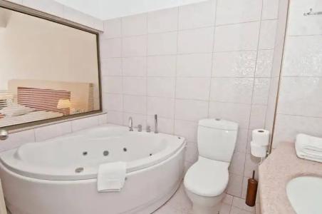 Kolymbia Bay Art Boutique - Adults Only - 9