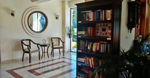 Aphrodite Beach - 16