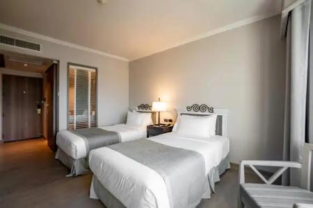 The Grand Riverside - 3