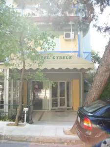 Cybele Pefki - 30