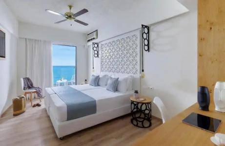 Vasia Boulevard (Adults Only) - 39