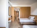 2 Bedrooms Family room
