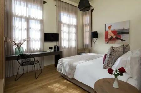 ELG Contessa Boutique - 43