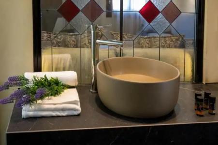 ELG Contessa Boutique - 53