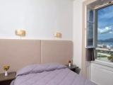 Standard Triple room with sea view