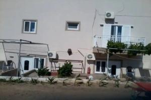 Savvas Studios, Kefalos