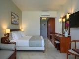 Standard room with partial sea view