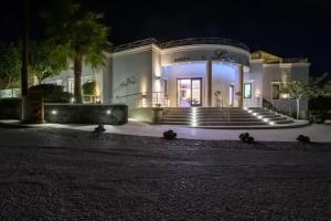 La Mer Deluxe Hotel & Spa