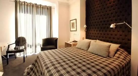 Andromeda Boutique - 37