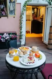 Andromeda Boutique - 12