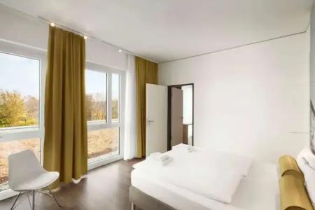 Super 8 by Wyndham Munich City North - 24