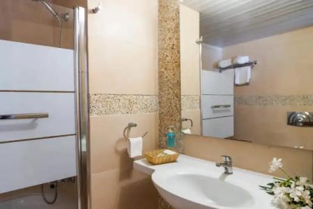 Astron Princess - 84