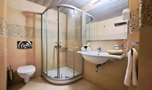 Astron Princess - 40