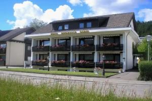 Hotel Rheingold Garni, Titisee-Neustadt