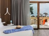 Standard Basement room beachfront
