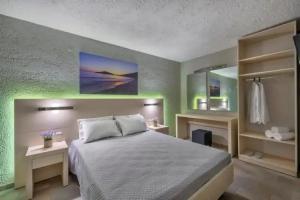 Halaris Rooms, Ermoupoli