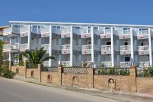 Callinica Hotel, Tsilivi-Planos