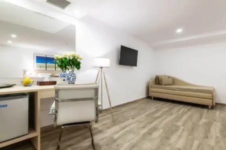 Iakinthos, Tsilivi Beach - 48