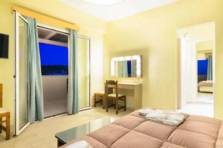 Iakinthos, Tsilivi Beach - 111