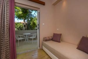 Alexandra Beach Resort & Spa