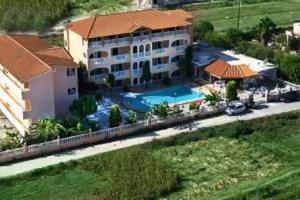 Sandy Maria, Tsilivi-Planos