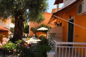 Villa Martha, Benitses
