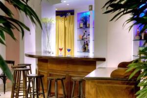 Aneroussa Beach Hotel, Batsi