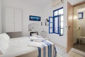 Agriolykos Pension, Agios Kirykos