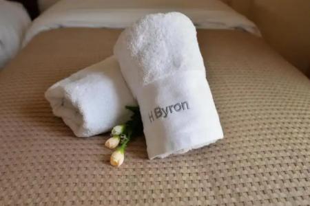 Byron - 57
