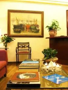 Art Gallery - 14