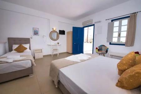 Thira's Dolphin - 79