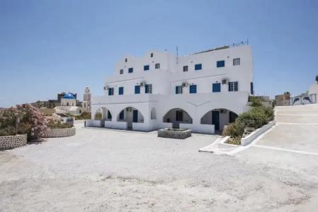 Thira's Dolphin - 41