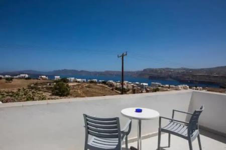 Thira's Dolphin - 131