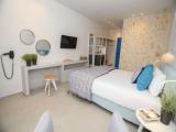 Standard Triple room with balcony