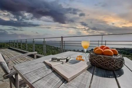 Karavia Lux Inn - 50