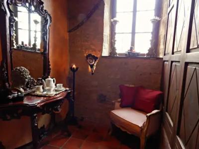 S.Nikolis' Historic Boutique - 10