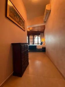 S.Nikolis' Historic Boutique - 70