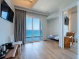 Deluxe Suite with sea view
