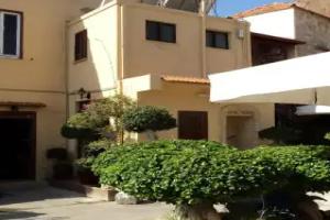 Paris Hotel, Rhodes Town