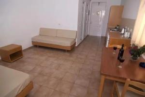 Lambis Studios & Apartments, Lindos