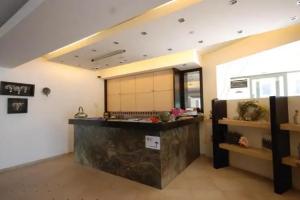 Hotel Afrodite, Neoi Poroi